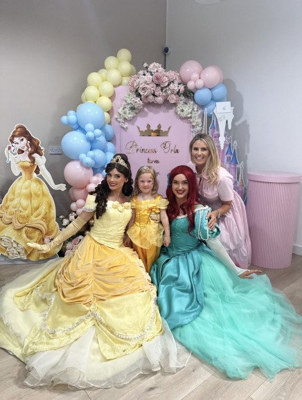 Orlas 6th birthday with Belle and Ariel!