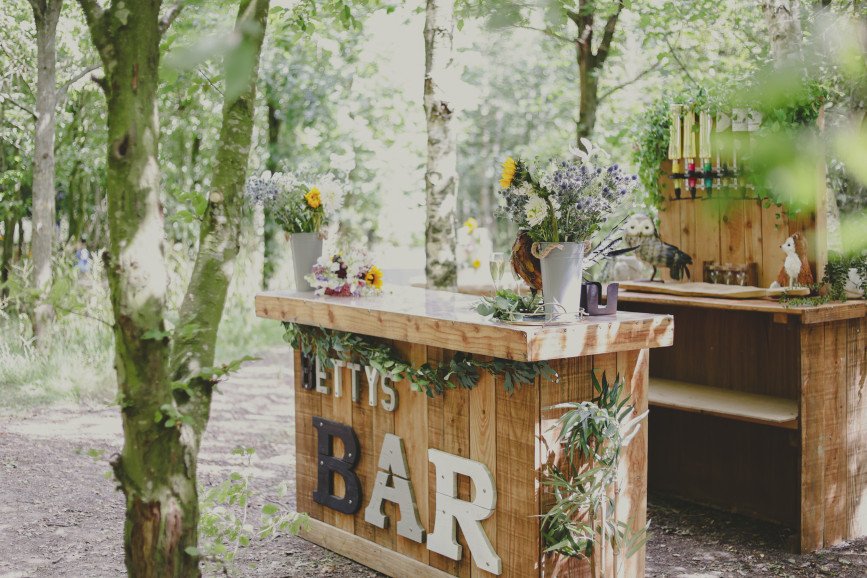 Our beautiful 6ft rustic bar