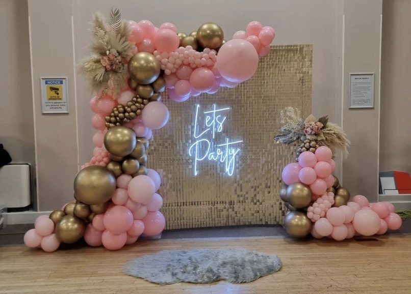 "Elevate your event with shimmering sophistication! Our sequin wall balloon display adds a touch of glamour that turns moments into memories. ✨🎈