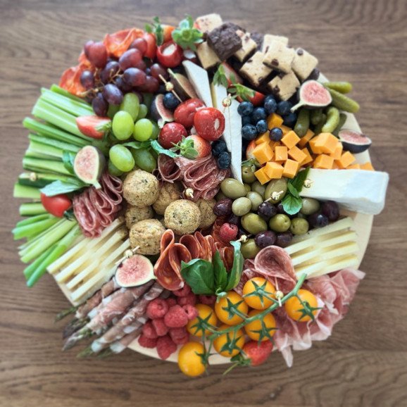 Our anti pasti classic Tuscan board! Perfect for hosting smaller parties or as an addition to a bbq or garden party!