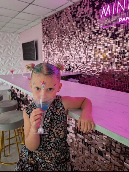 Our girls' pamper parties include luxurious hair, makeup, and fun treatments that make every child feel special. Perfect for a glamorous and memorable celebration in Portsmouth.