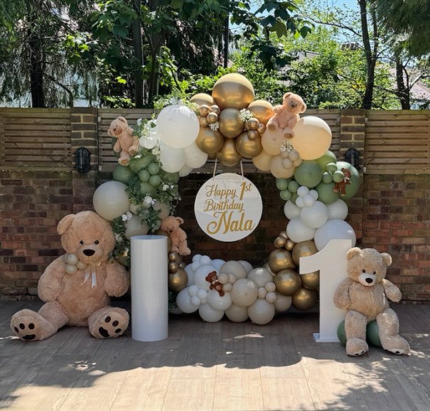 Stunning balloon hoop with bear in saga green and cream colours