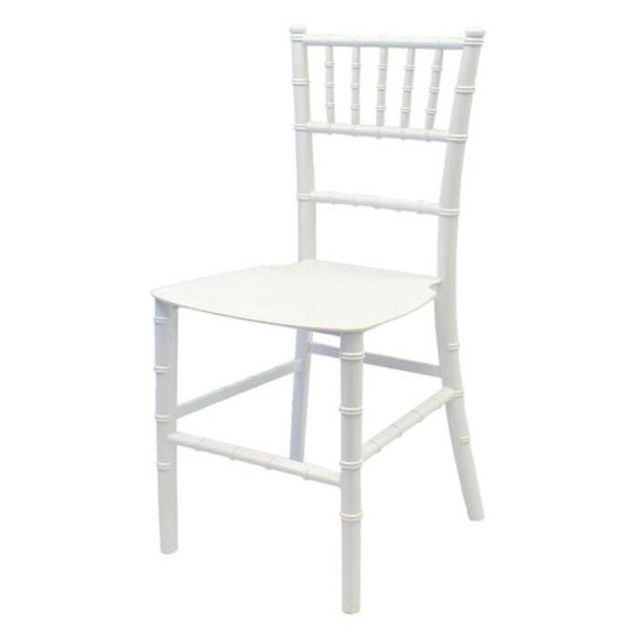 Chiavari chairs available in four colours (white, pink, blue, red)