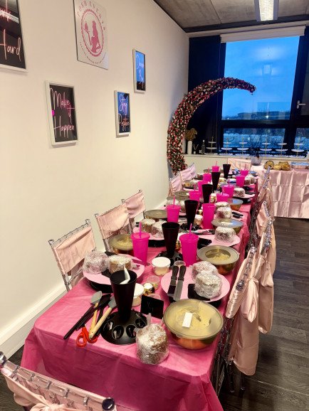 Cake & Sip set up