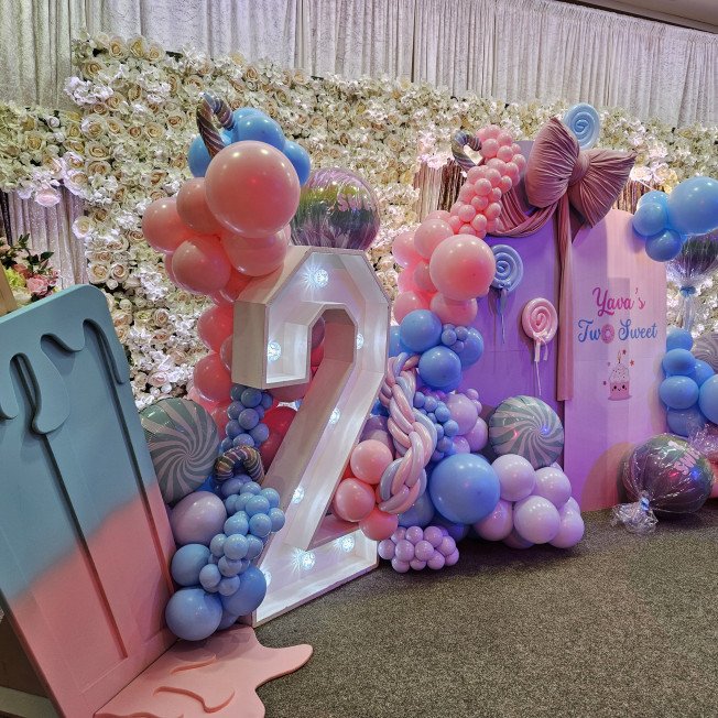 Balloon and event decor