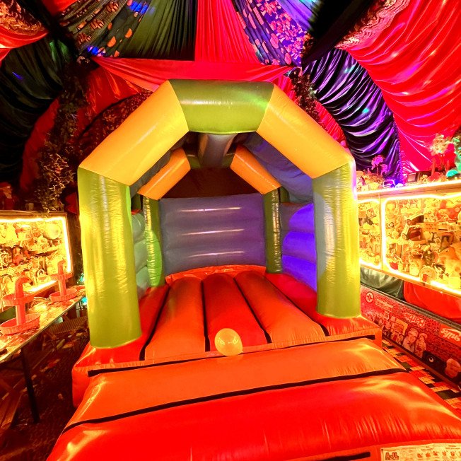 Free Venue Hire with Indoor Bouncy Castle, Sound System & Pizza's