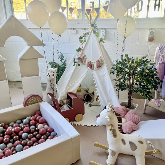 Pop Luxe | Luxury Neutral Soft Play, Toy Areas, Picnic Tables | Herts